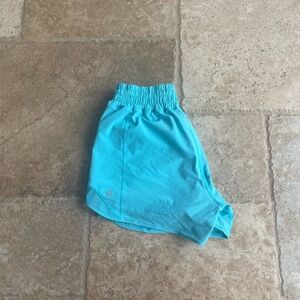 Women's Lululemon Hot Hot High-Rise Lined Short 4''